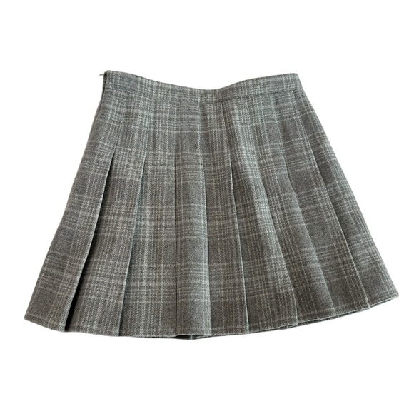 Hoerev Gray Pleated Mini Skirt Size Small - Picture 1 of 16